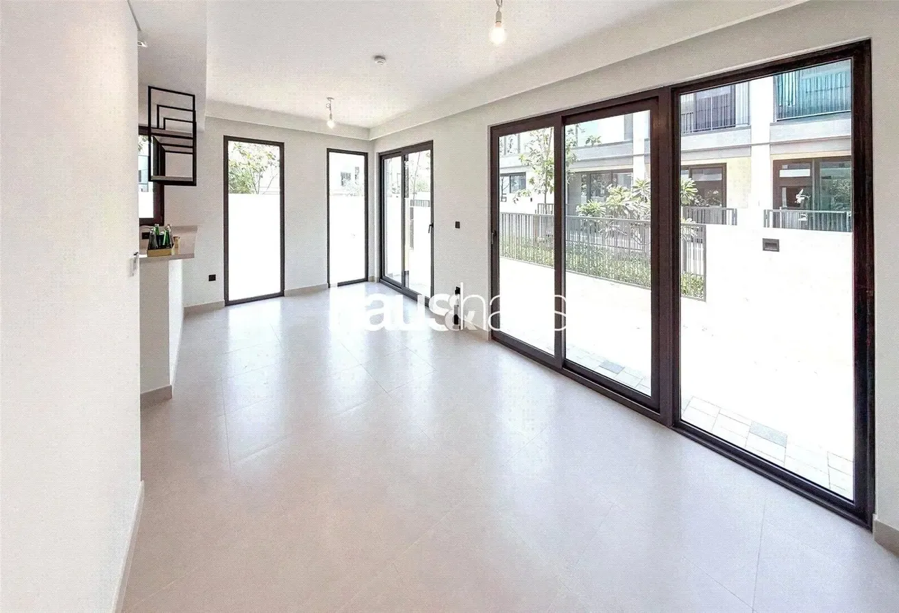 Internal | Brilliant Location | Vacant on transfer