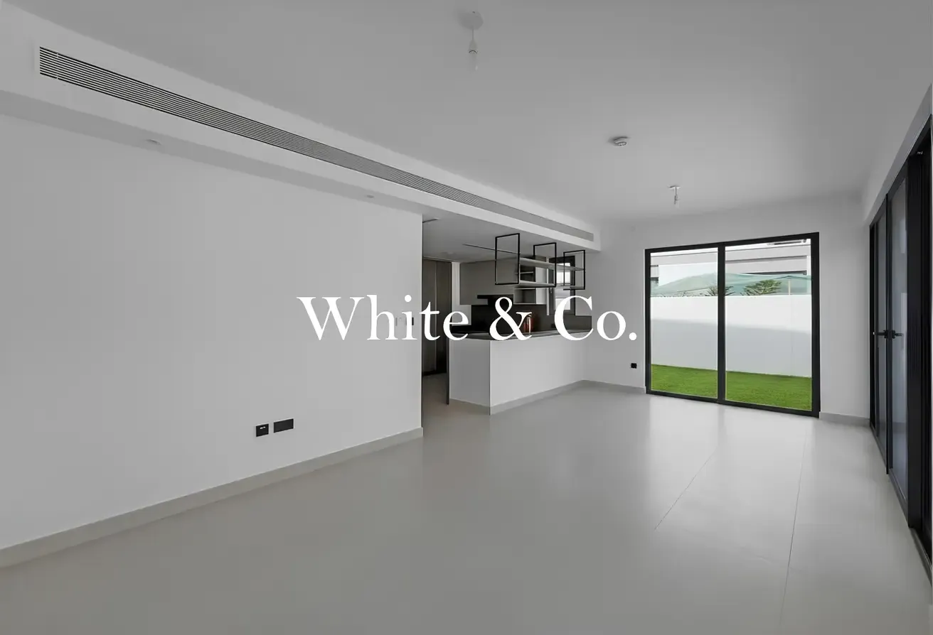 Small greenbelt | Vacant now | View today
