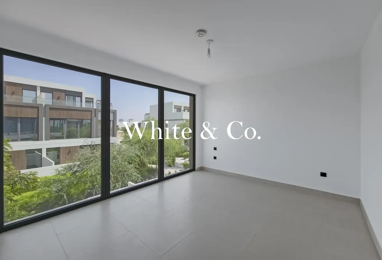 Small greenbelt | Vacant now | View today