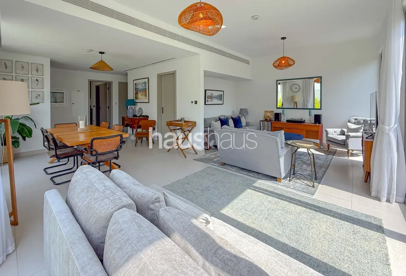 Large Plot | Green Belt | Closed Kitchen