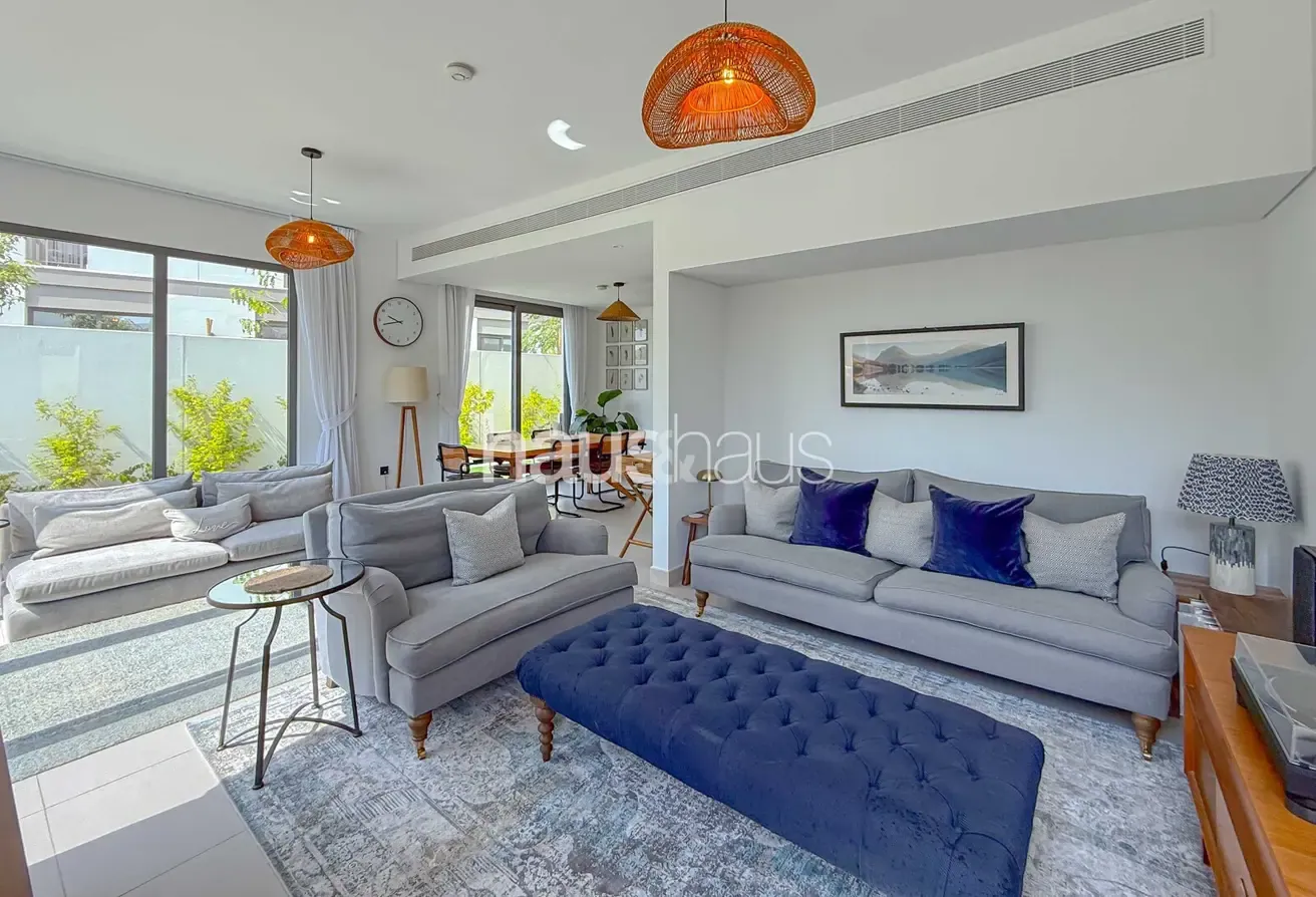 Large Plot | Green Belt | Closed Kitchen