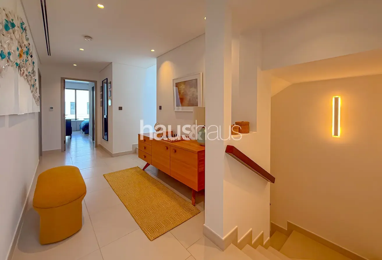 Large Plot | Green Belt | Closed Kitchen