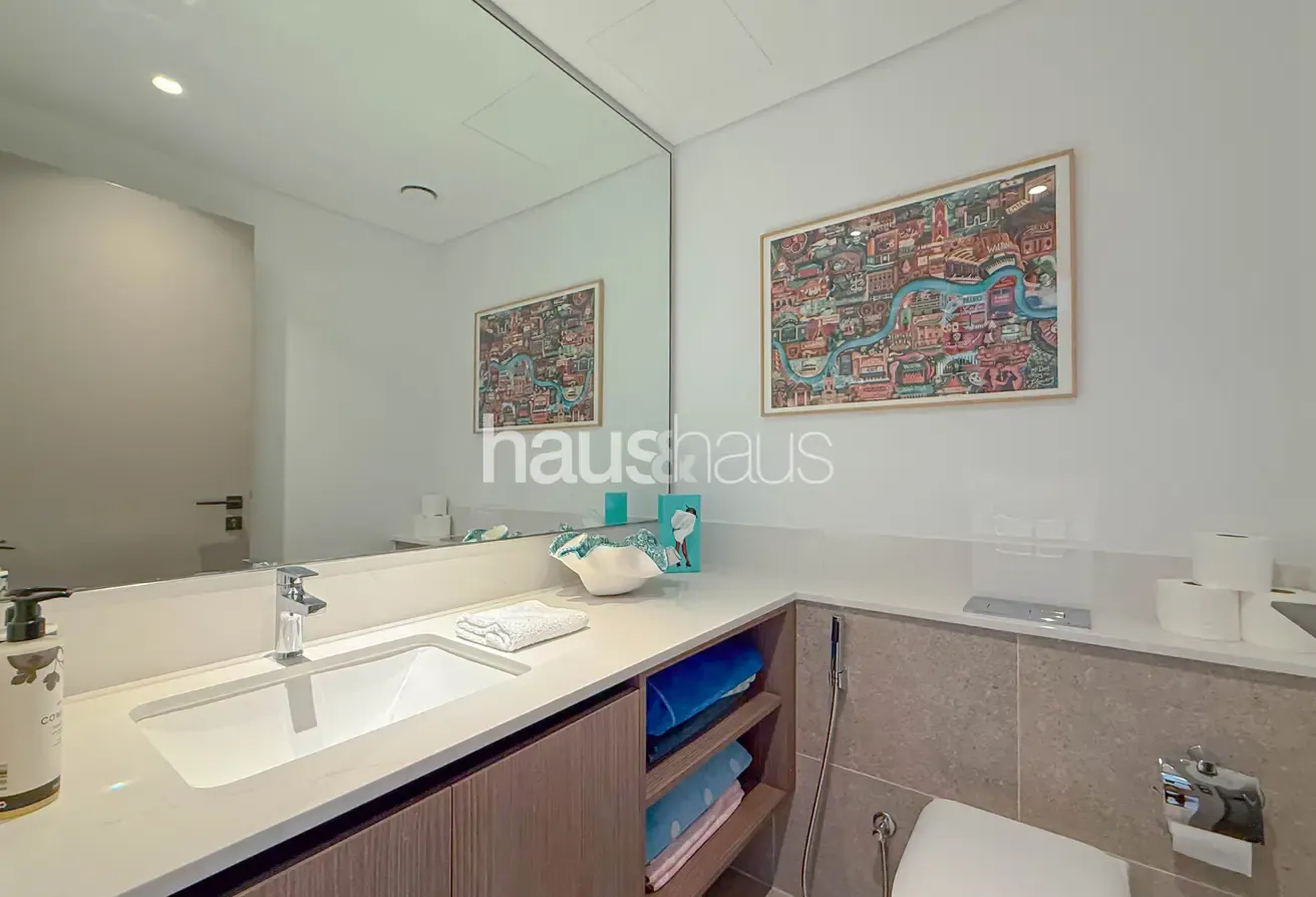 Large Plot | Green Belt | Closed Kitchen
