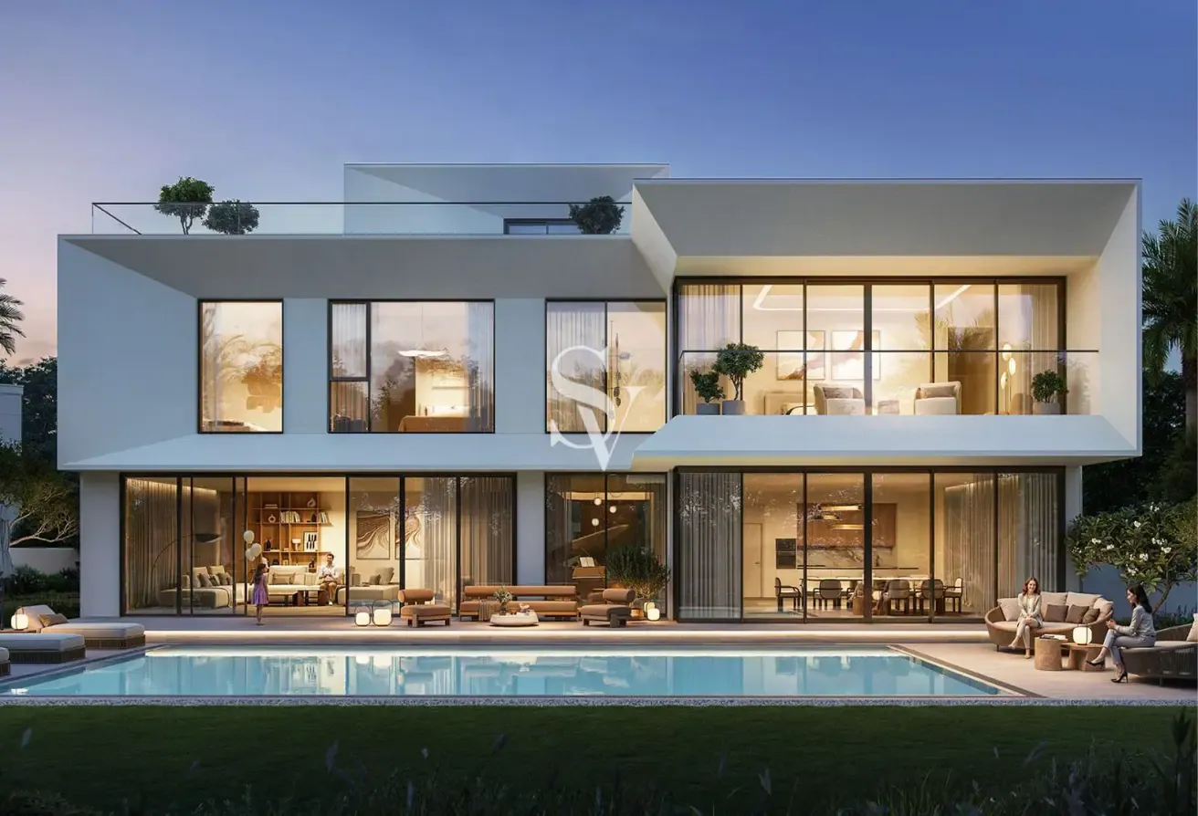 CLOSE TO OP- CORNER PLOT - WATERFRONT VILLA
