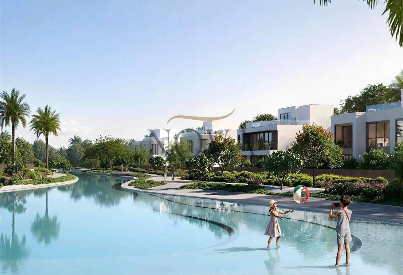Luxury Waterfront Living | 5BR Villa | Exclusive