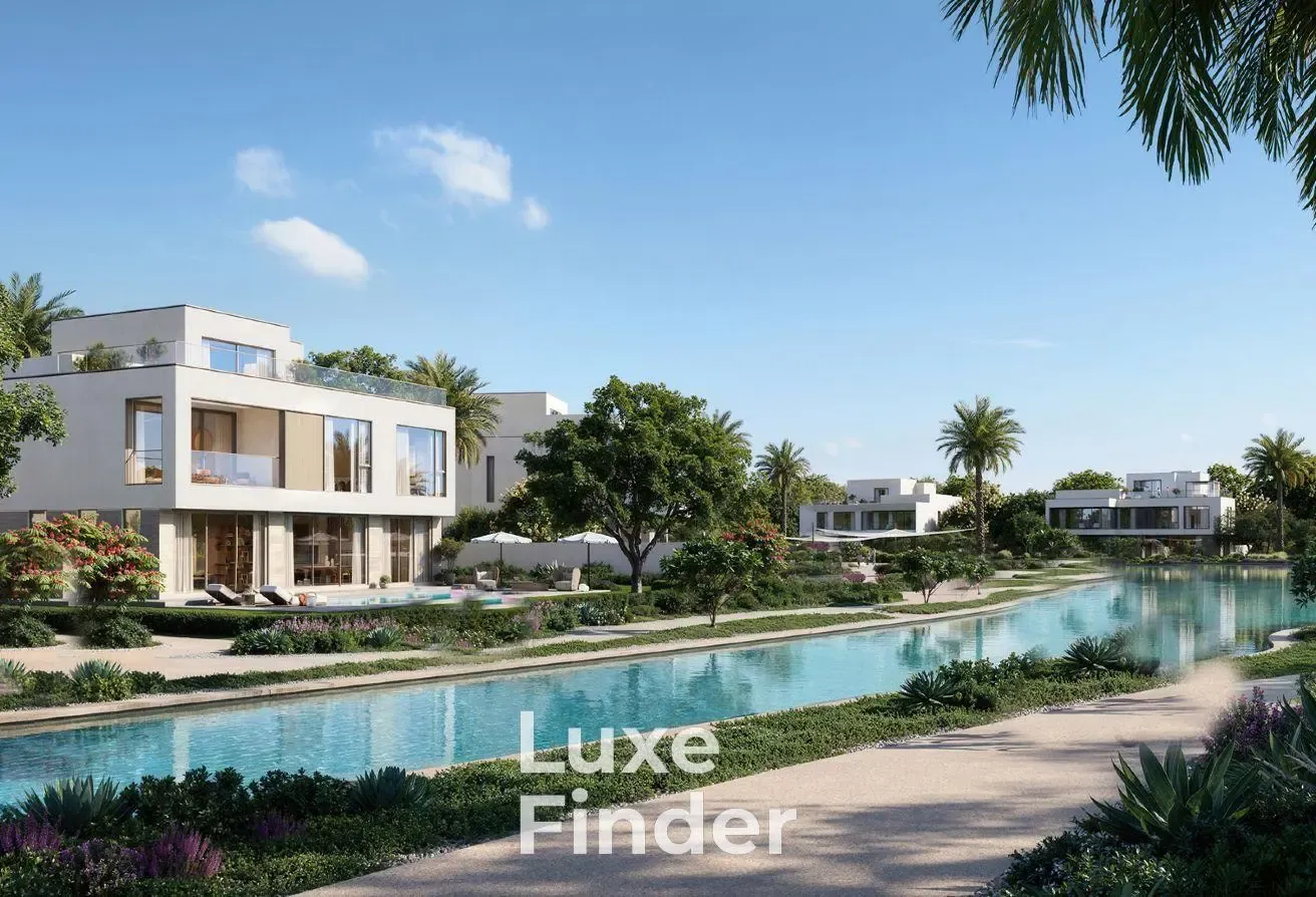 On the Lagoon | Prime Location | Huge Plot