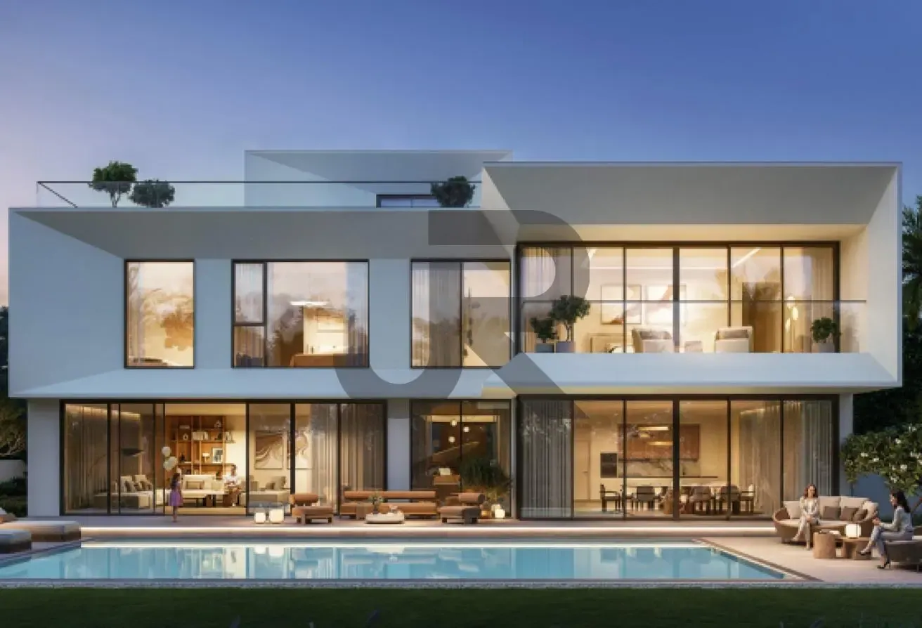 Luxurious Villa | Spacious 5 Bed | Less Than OP