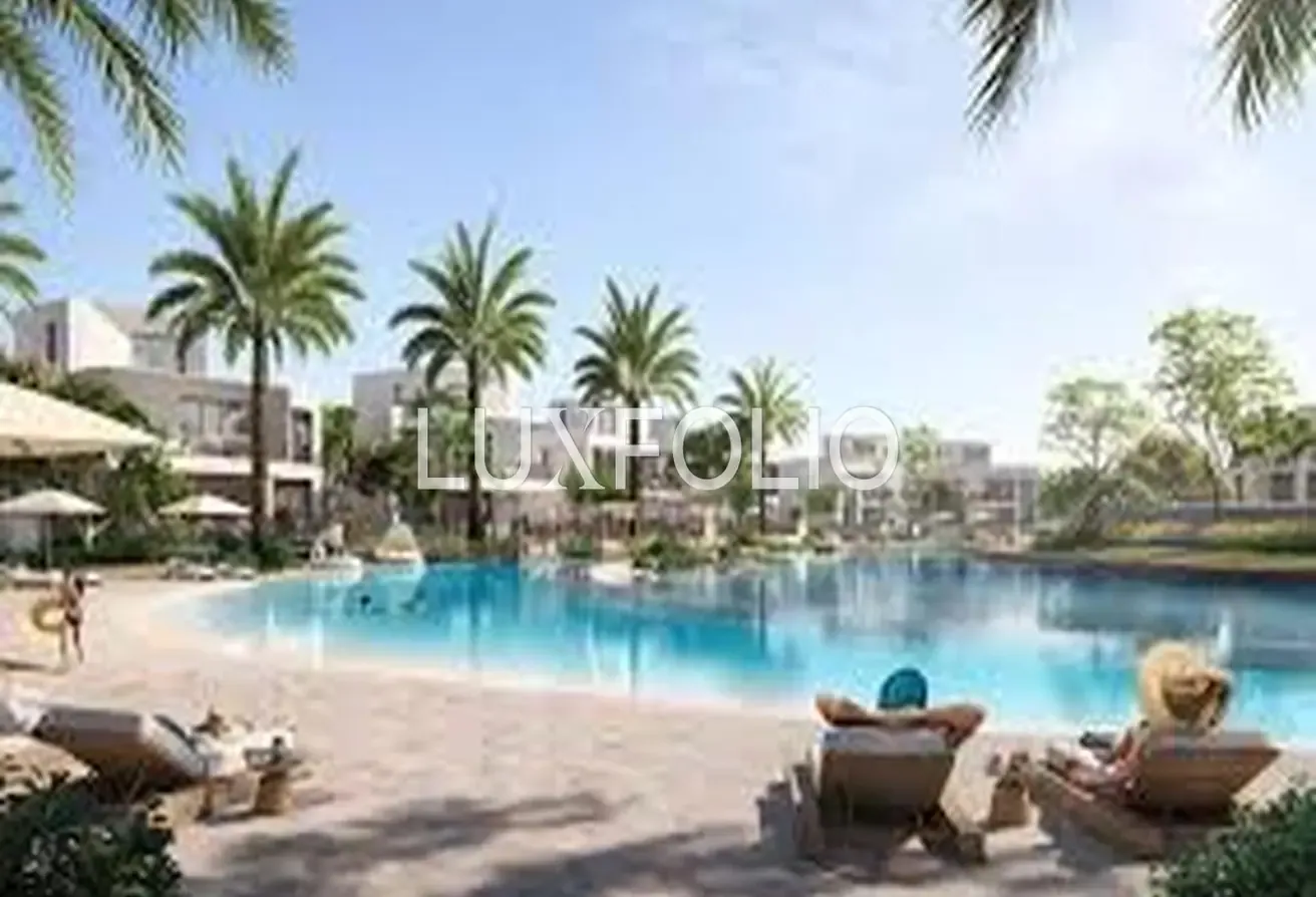 OP Deal I Water Backing I Huge Plot