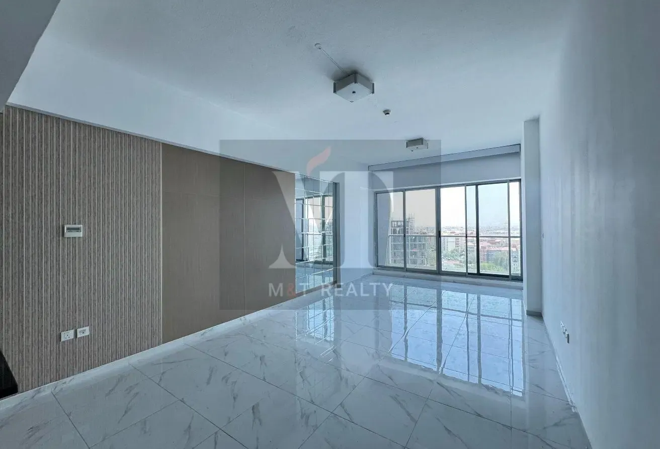 Near Metro| Vastu| Maids| Marina Skyline