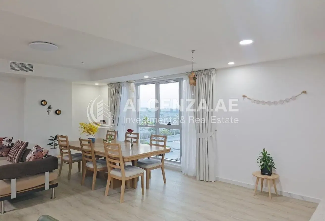 Fully Upgraded | 3BR + Maid | 3 Parking Spaces