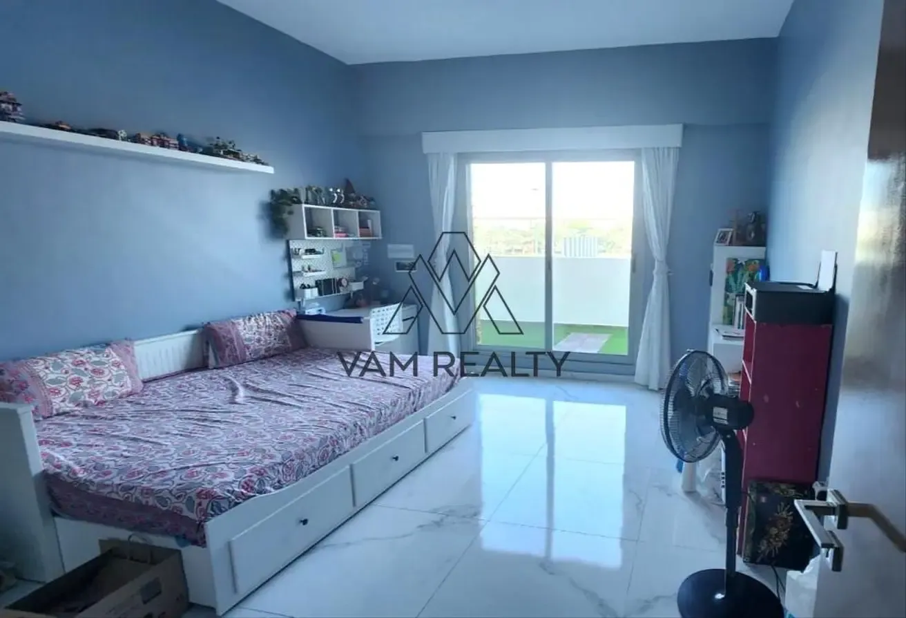 Huge 3 Bed + Maid | Close Kitchen | Near Metro