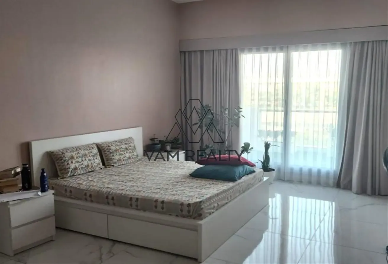 Huge 3 Bed + Maid | Close Kitchen | Near Metro