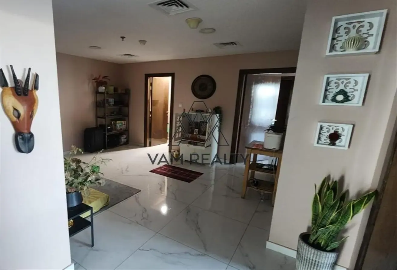 Huge 3 Bed + Maid | Close Kitchen | Near Metro