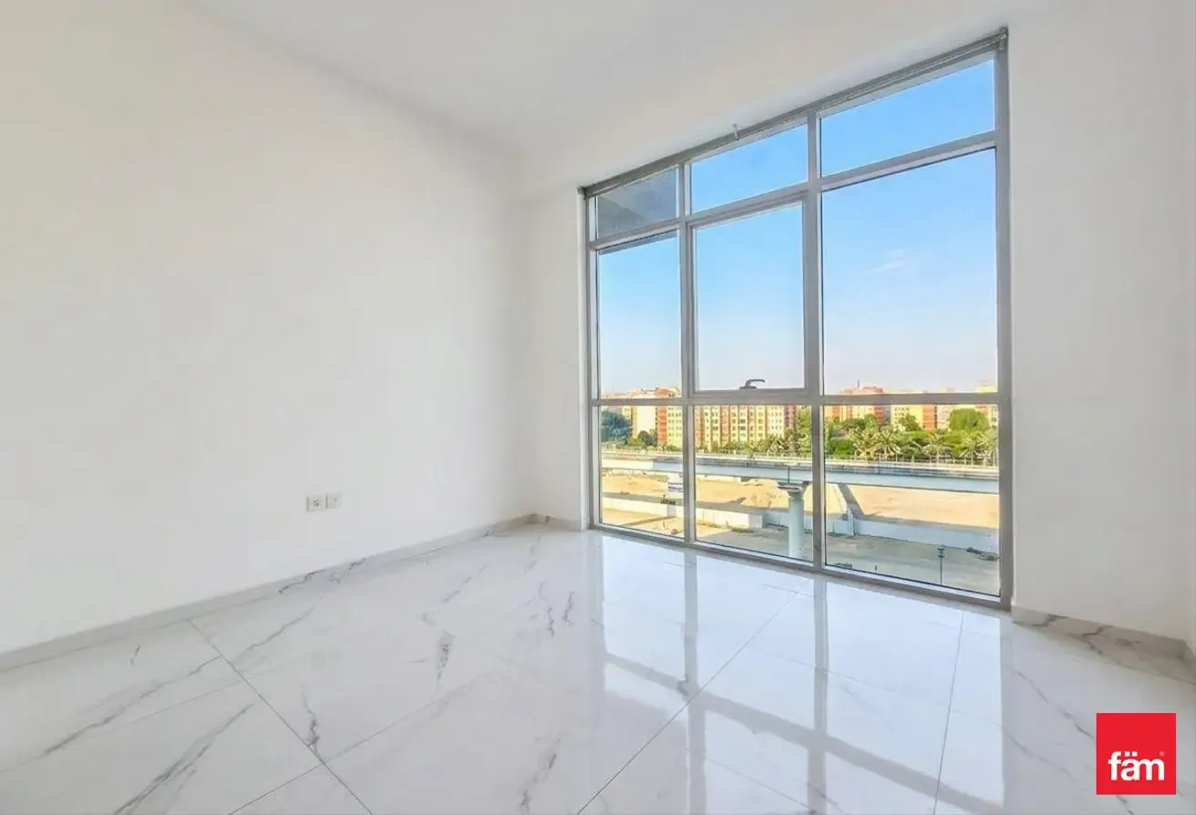 Motivated Seller| Spacious 2br+Maid | Open Kitchen
