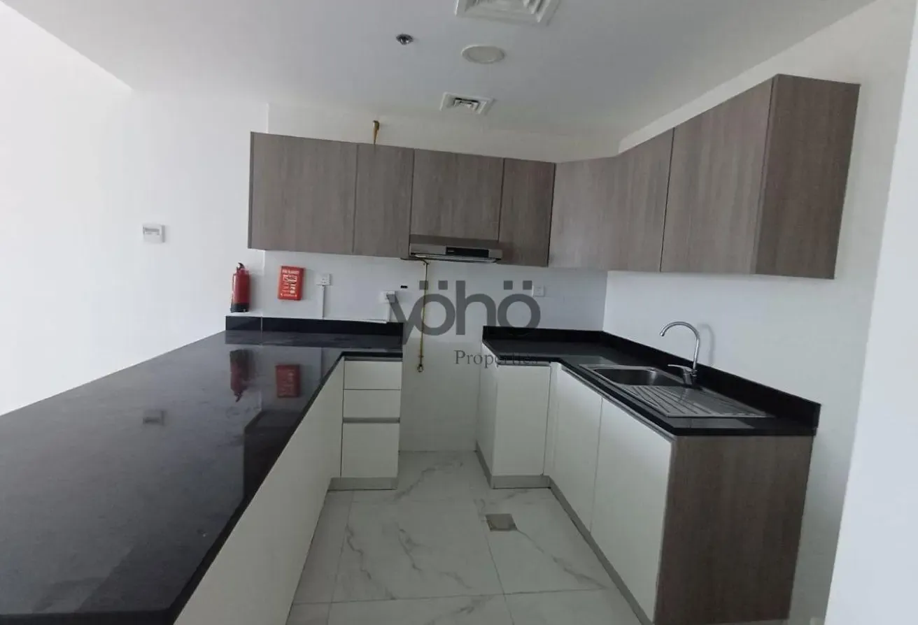 2 Balconies | Near Metro | with Laundry Room