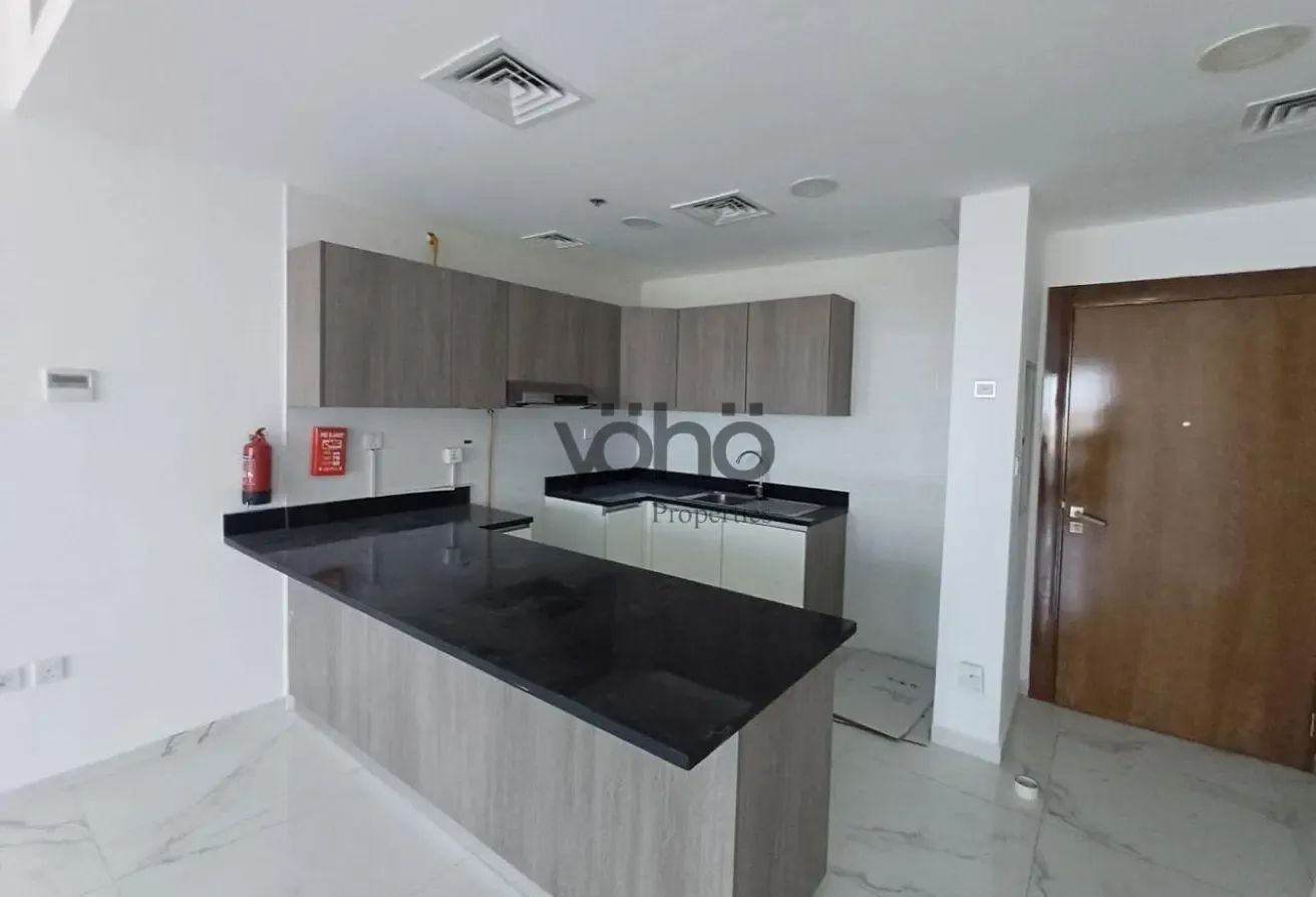 2 Balconies | Near Metro | with Laundry Room