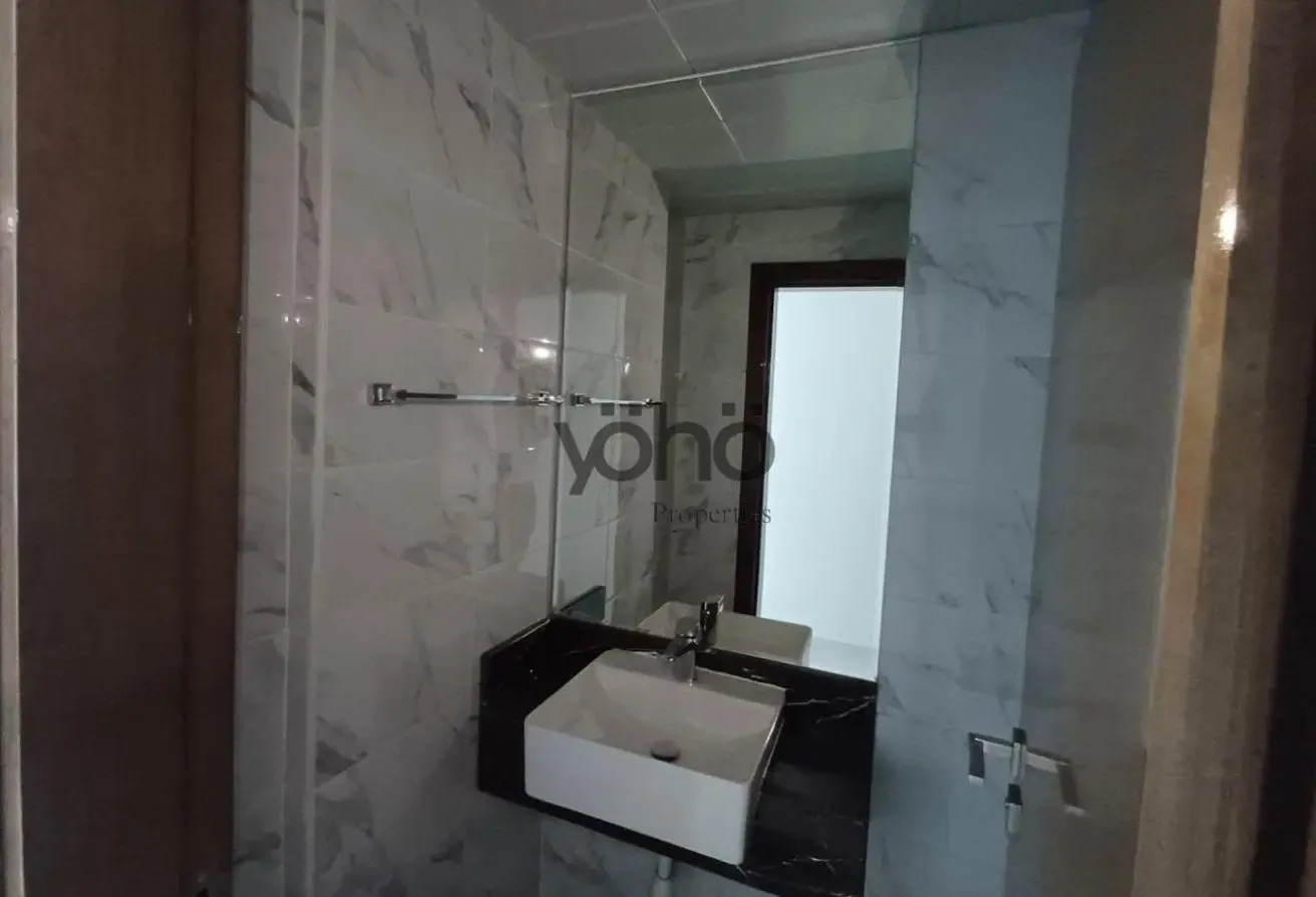 2 Balconies | Near Metro | with Laundry Room