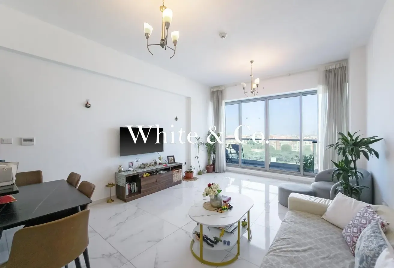 Vastu | Ready To Move | Directly on Metro