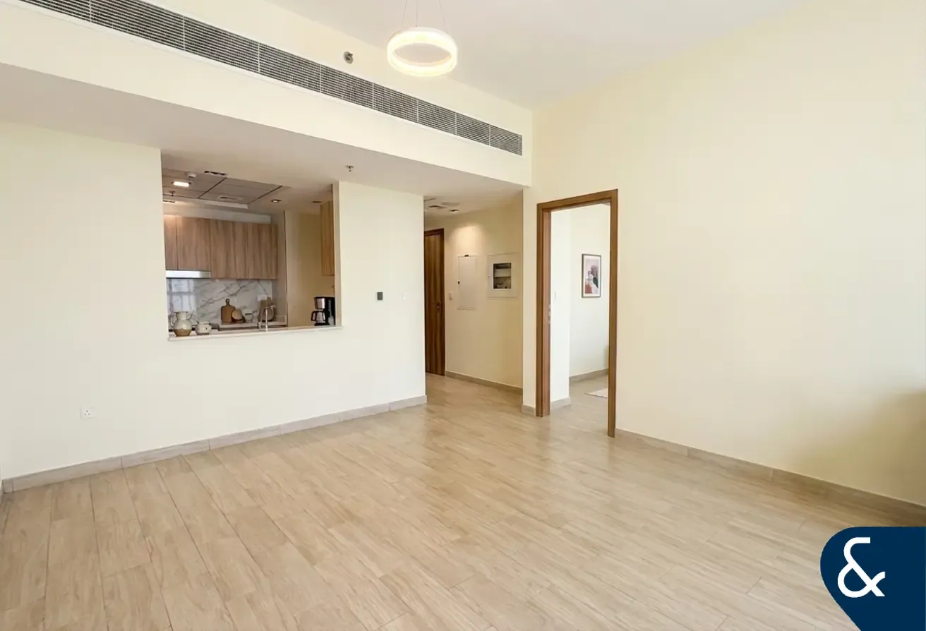 Brand New | Large Terrace | Vacant