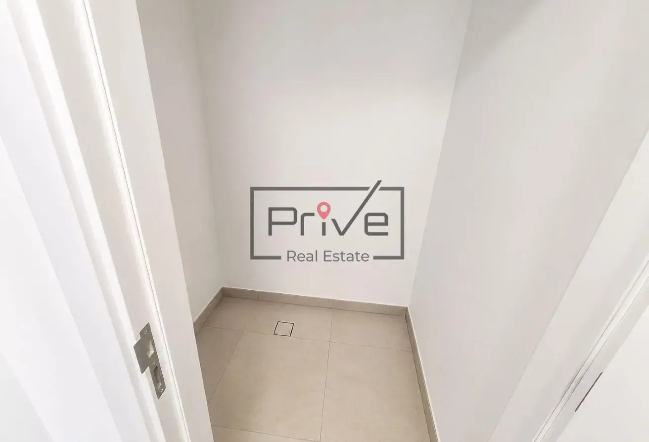 Burj Al Arab View | Vacant | Modern Premium Unit