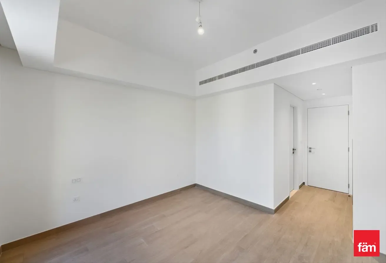 Spacious Layout | Park View | Brand New