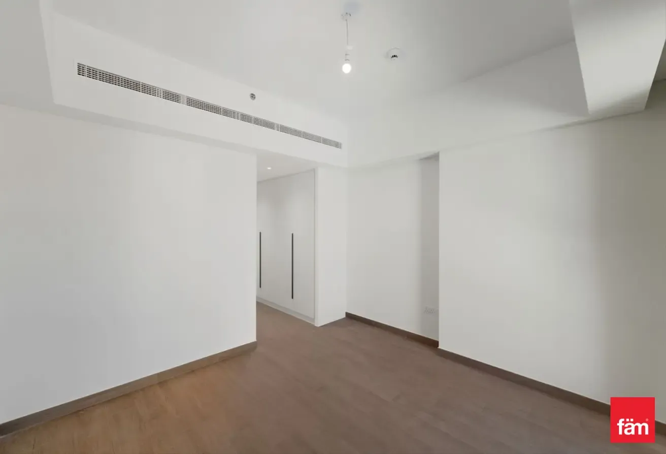 Spacious Layout | Park View | Brand New