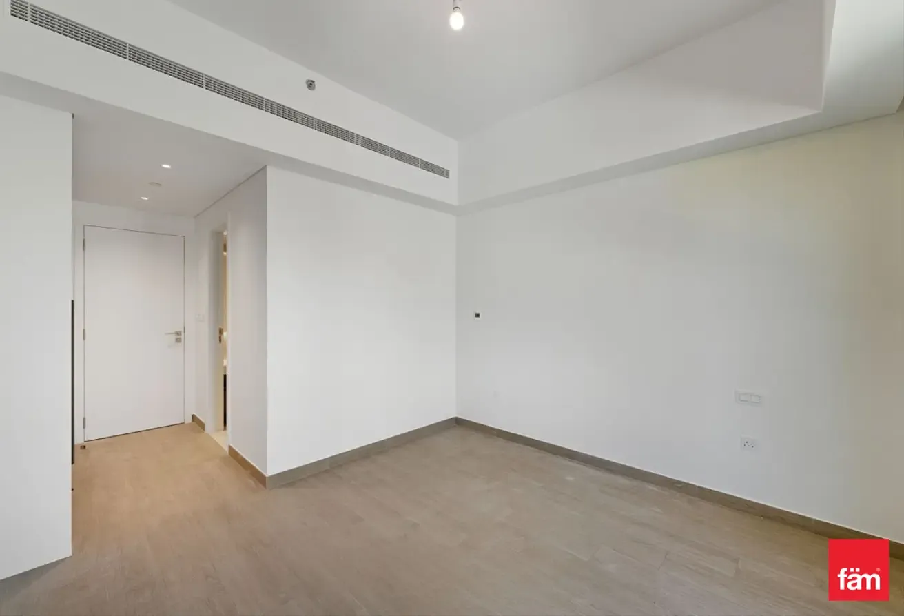 Spacious Layout | Park View | Brand New