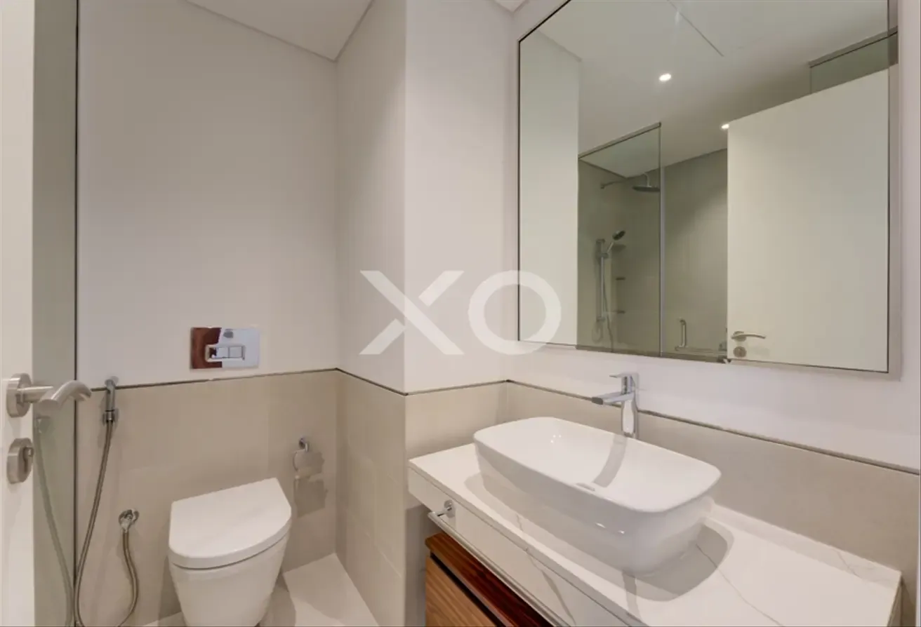Prime location |Open view| Ready to view