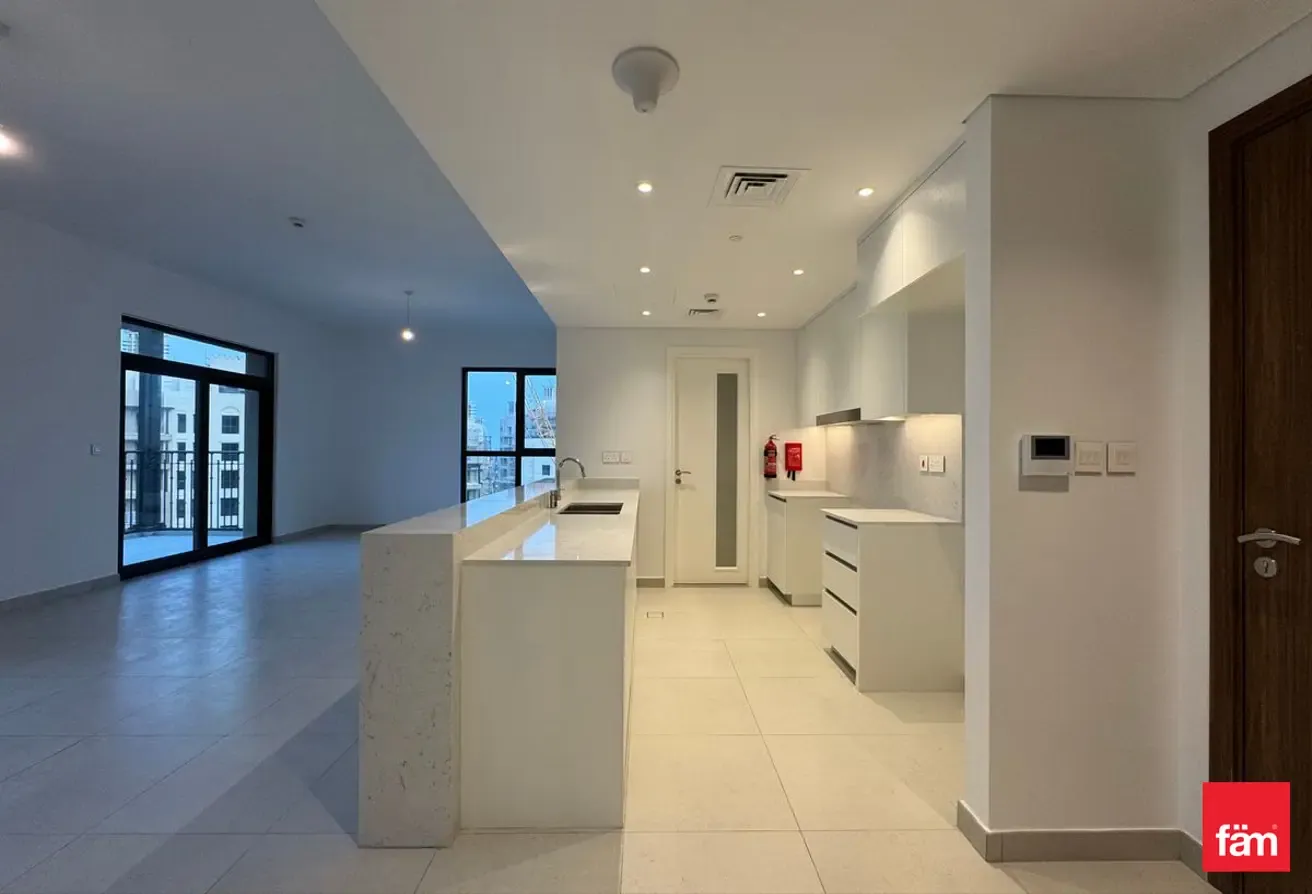 Motivated Seller | Open View | Bright Unit