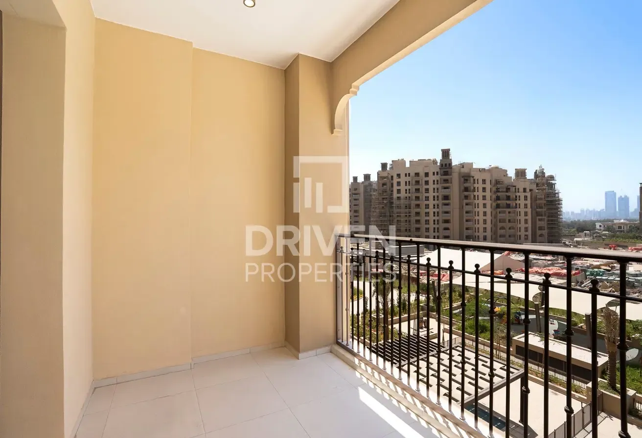 Brand New | Modern and Spacious | Vacant