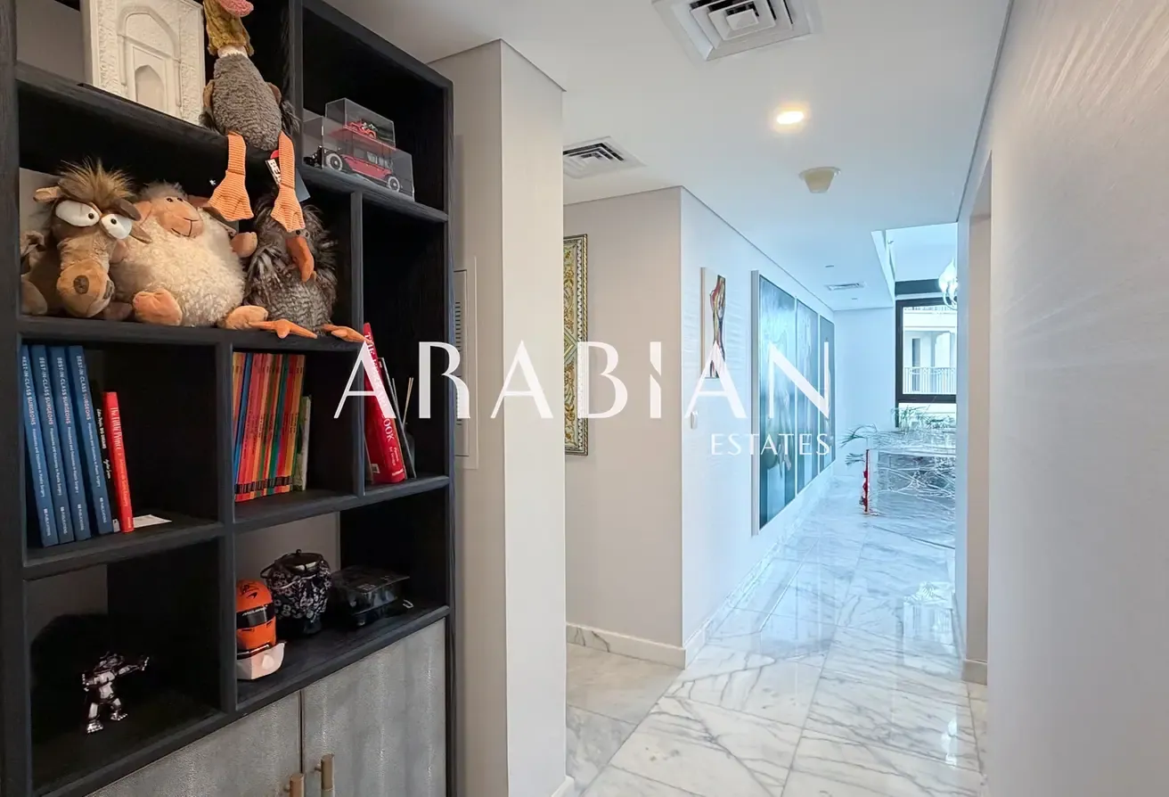 Burj Al Arab View | Spacious | 3BR + Maids