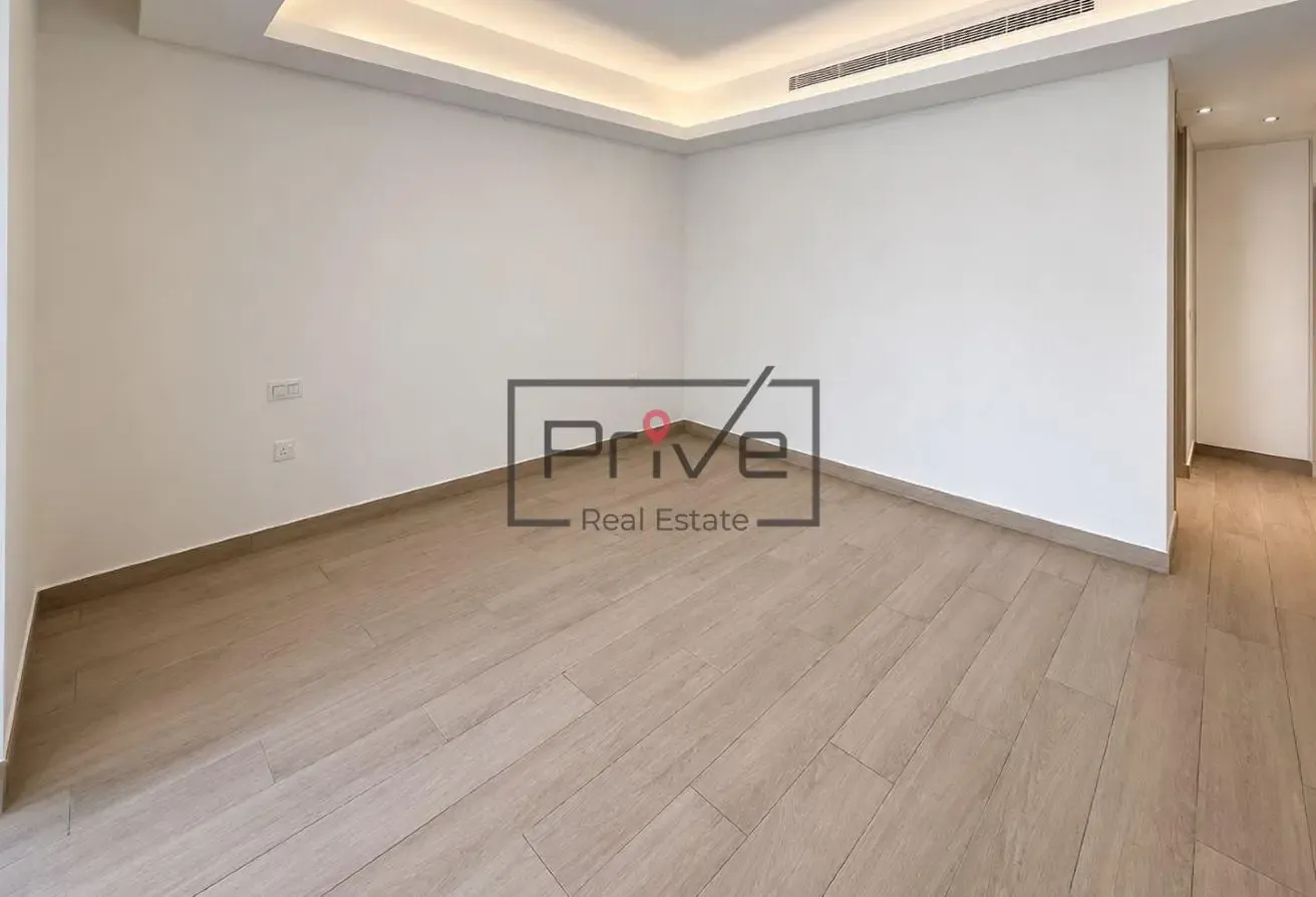 Pool and Park View | 3 BR+M | Motivated Seller