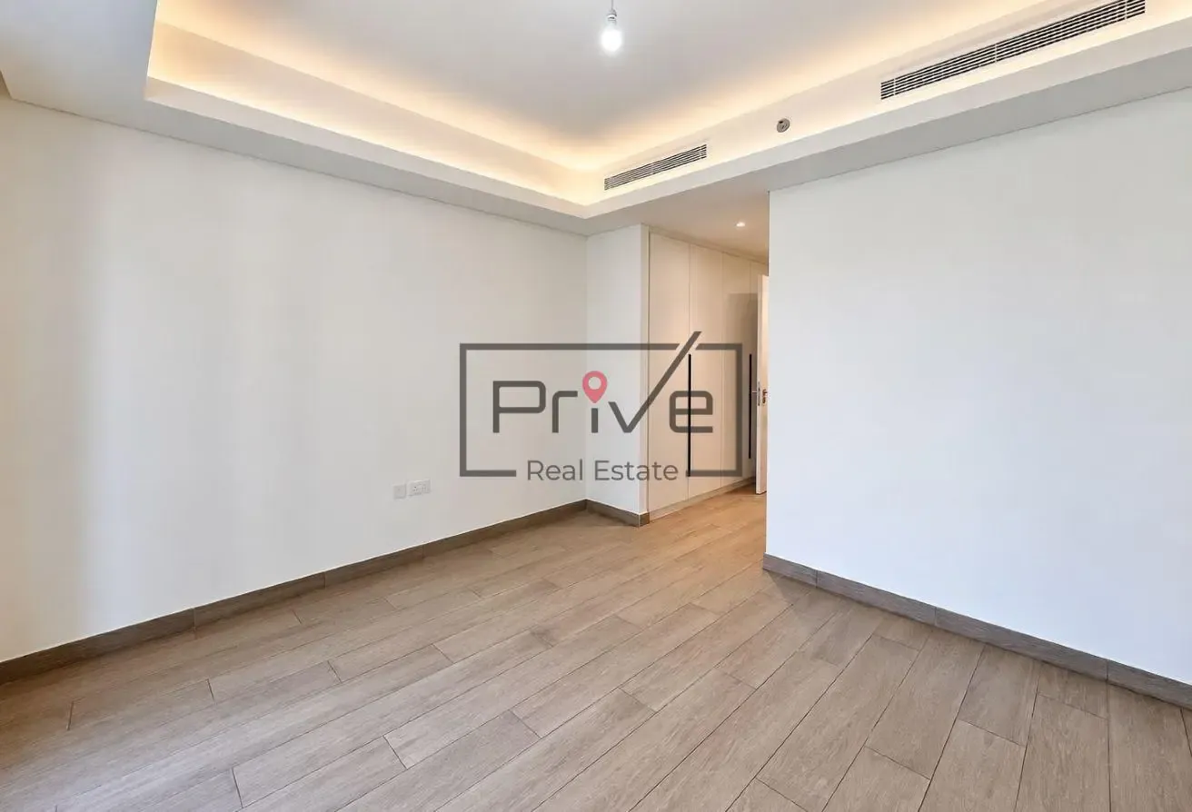 Pool and Park View | 3 BR+M | Motivated Seller