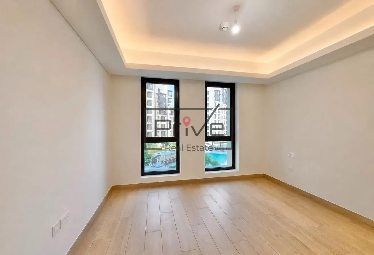 Pool and Park View | 3 BR+M | Motivated Seller