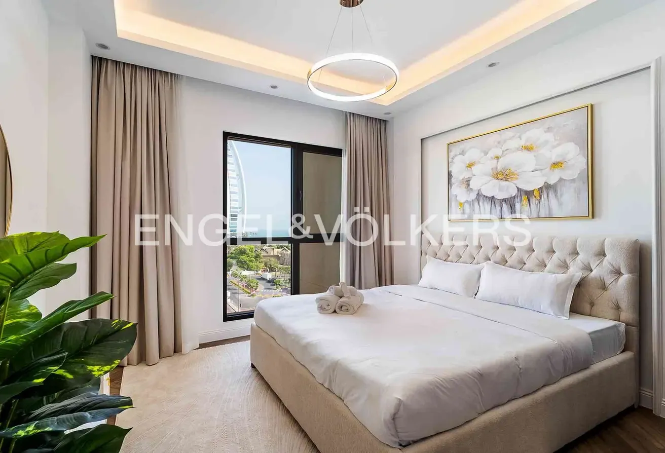 Stylish 3BR | Family Friendly | Prime Location