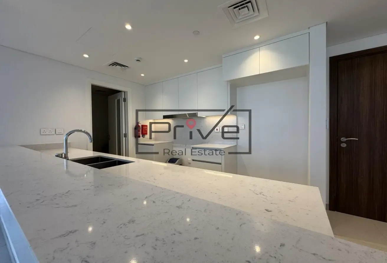 High Floor | Park View | Brand New