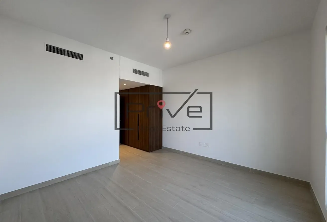 High Floor | Park View | Brand New