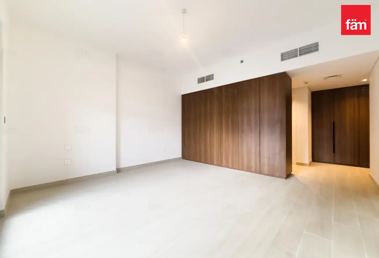 Pool And Park View | Brand New | Vacant