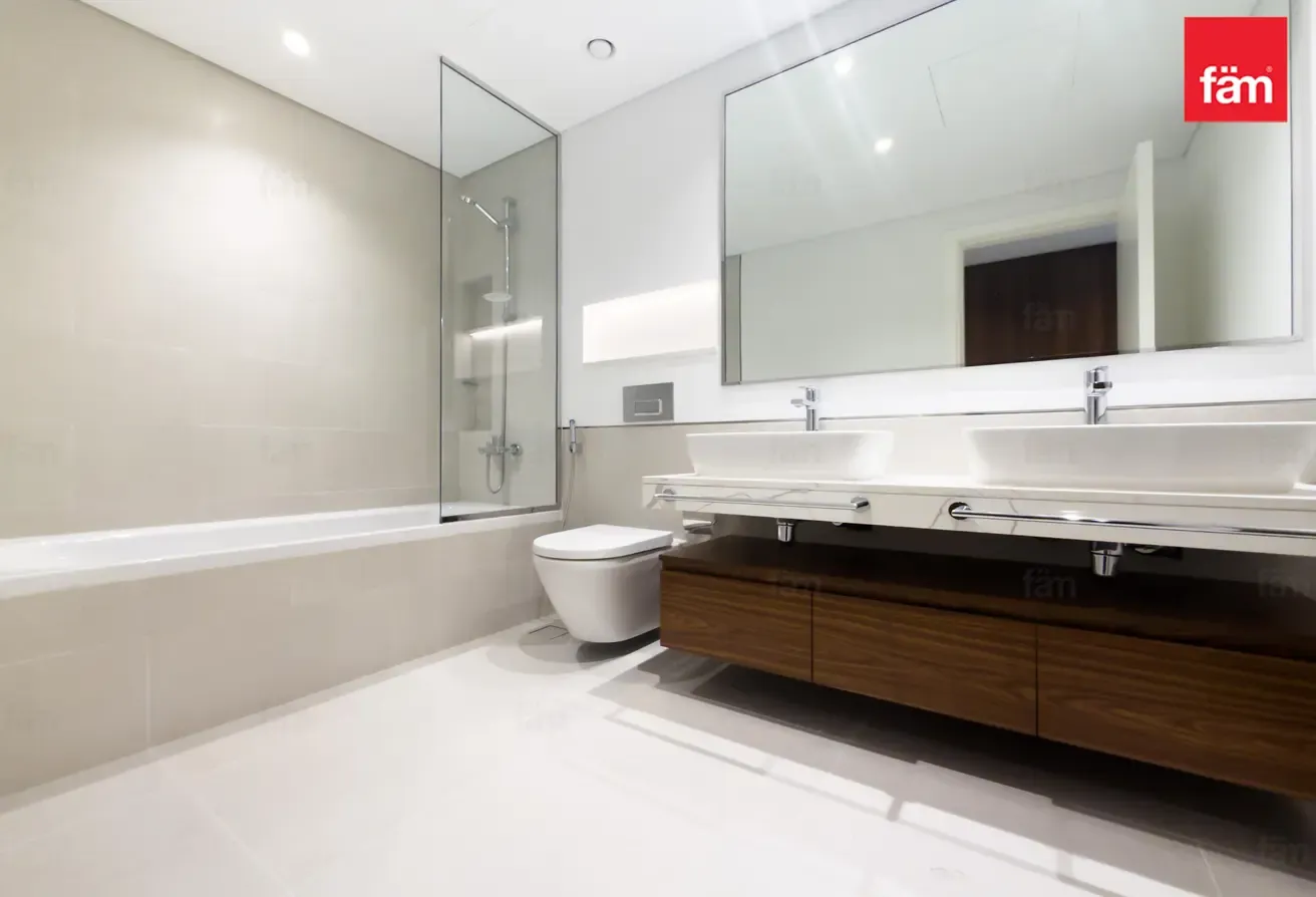 Pool And Park View | Brand New | Vacant