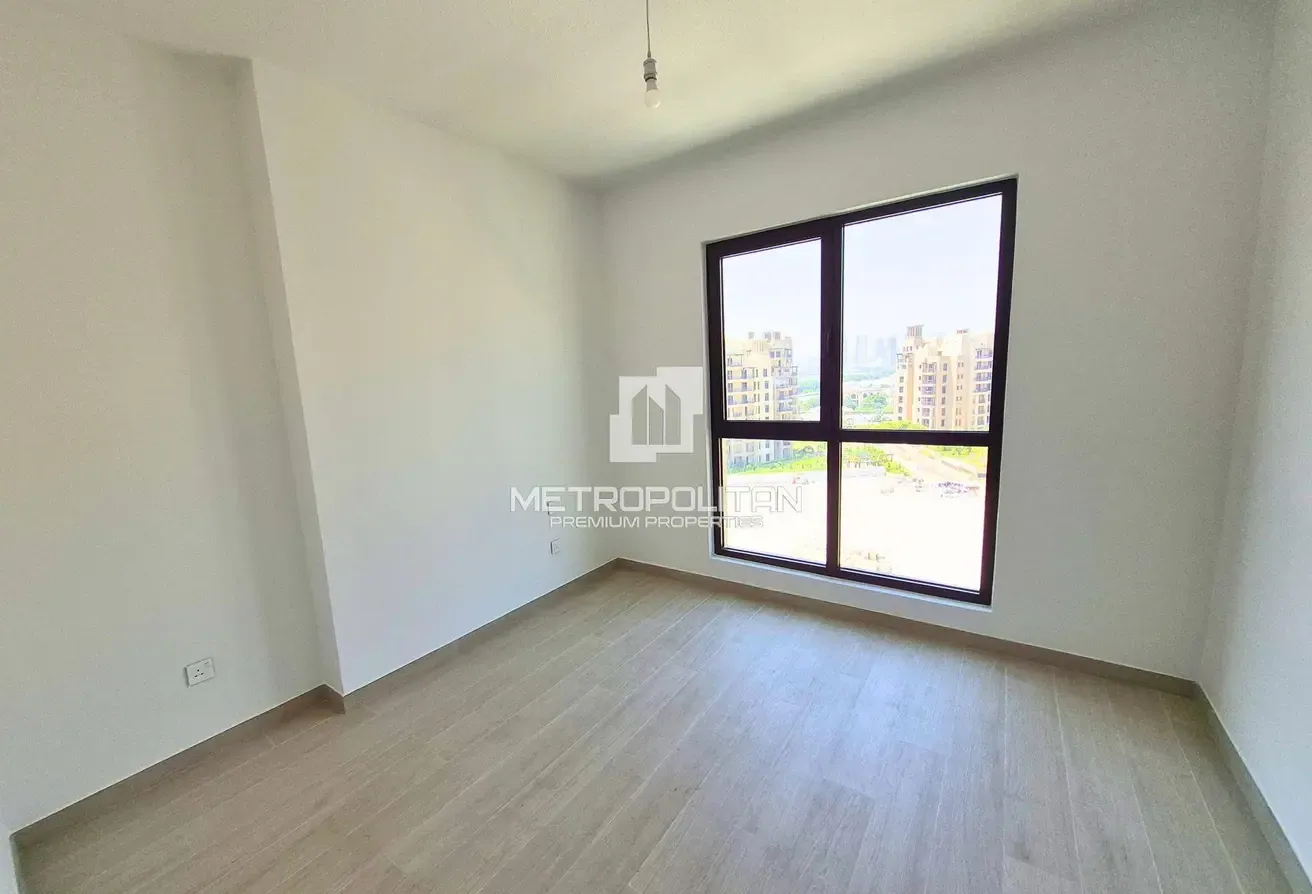 High Floor | Community Park View | Vacant