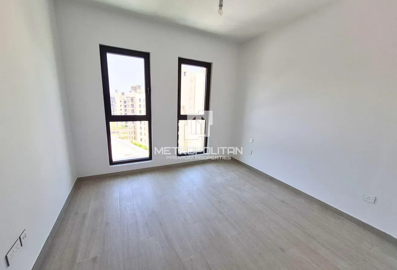High Floor | Community Park View | Vacant