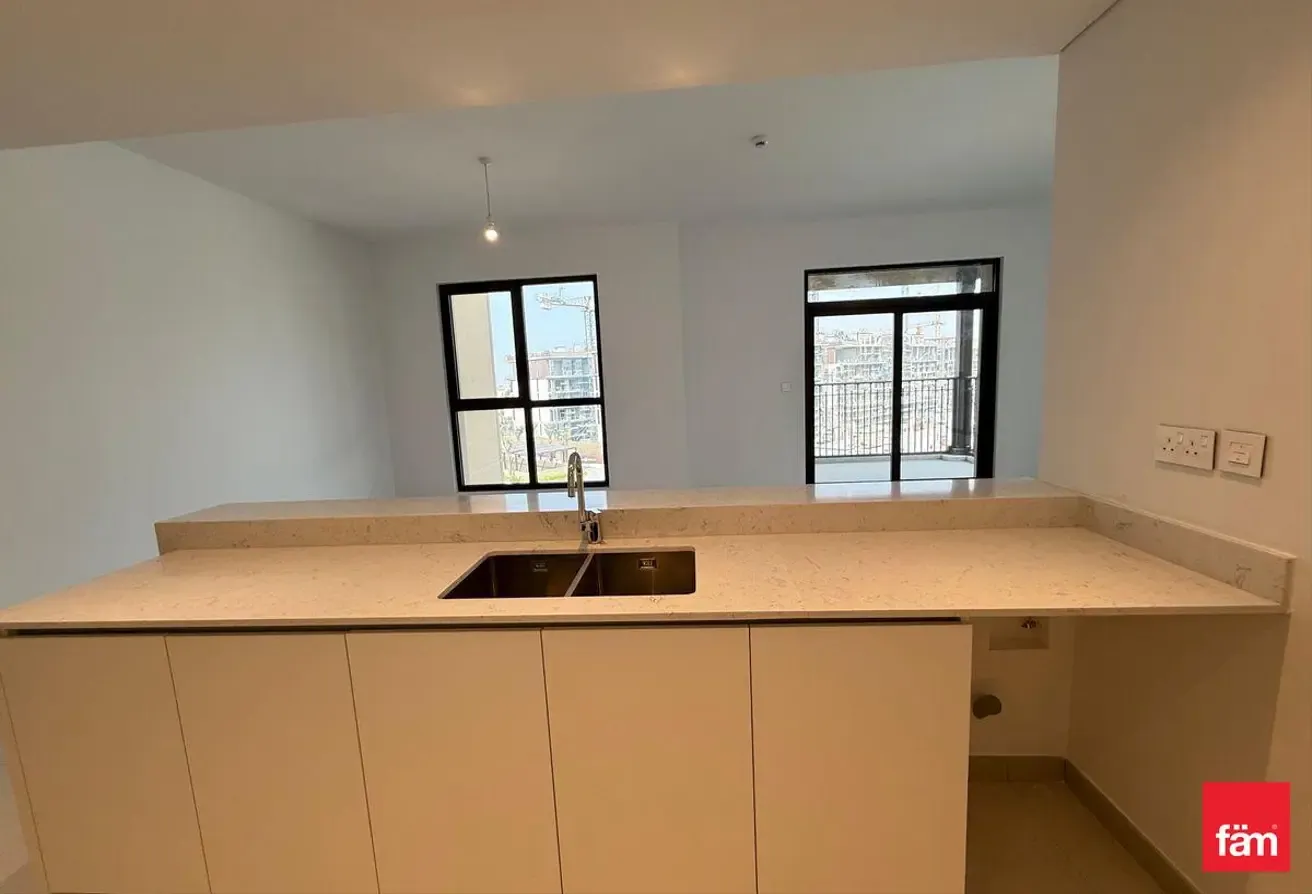 Open to reasonable offers| Park View | Brand New