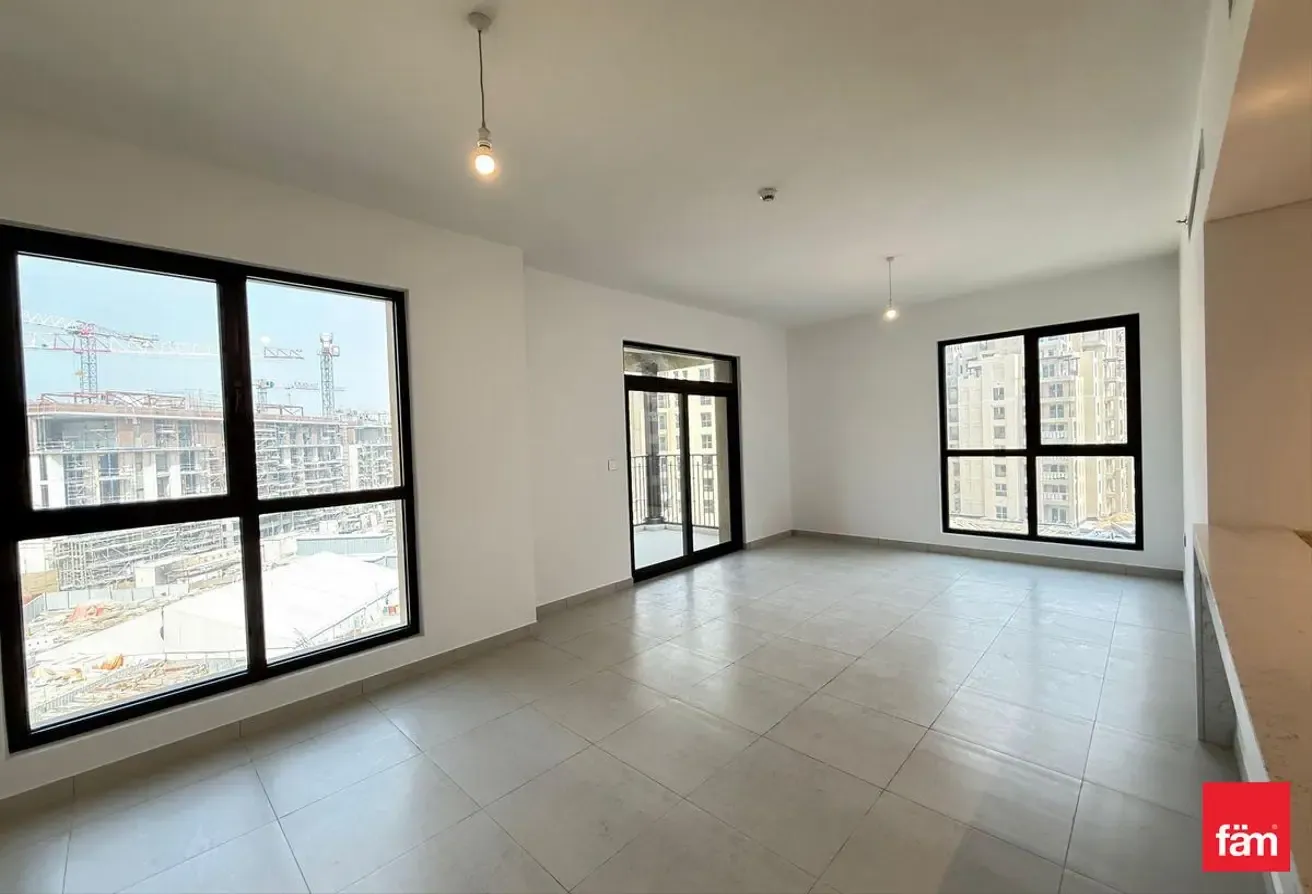 Open to reasonable offers| Park View | Brand New