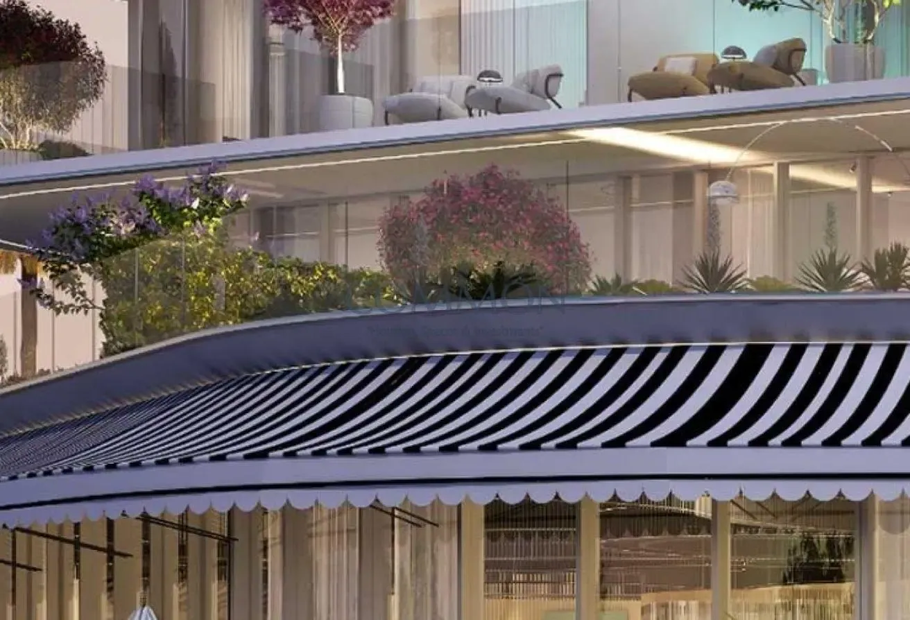 Ultra Luxury Waterfront Living I High ROI