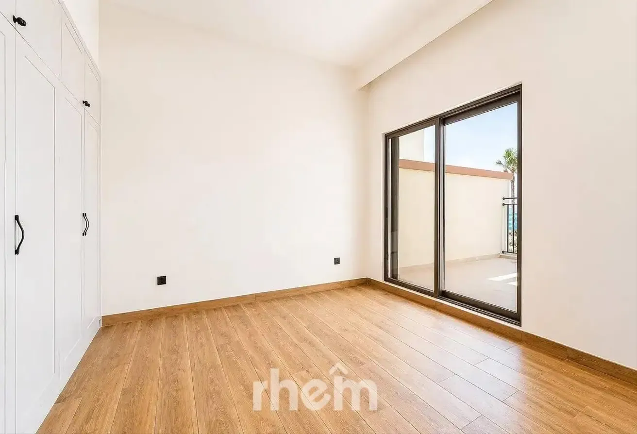 Ready to View | Close to Lagoon | Ready Unit