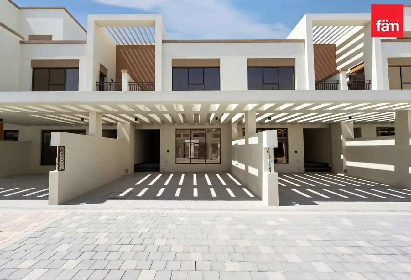 Prime Location | Single ROW | Best Deal