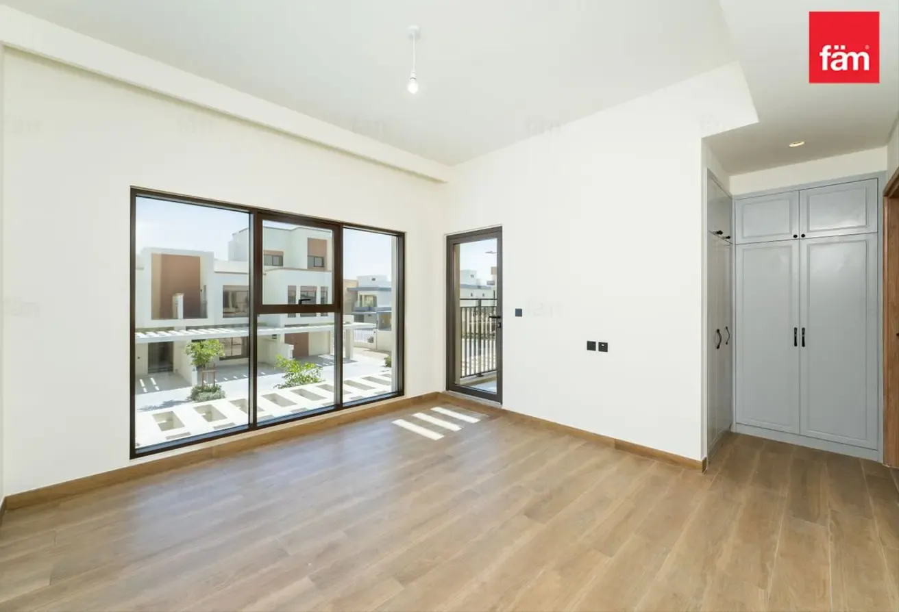 Prime Location | Single ROW | Best Deal