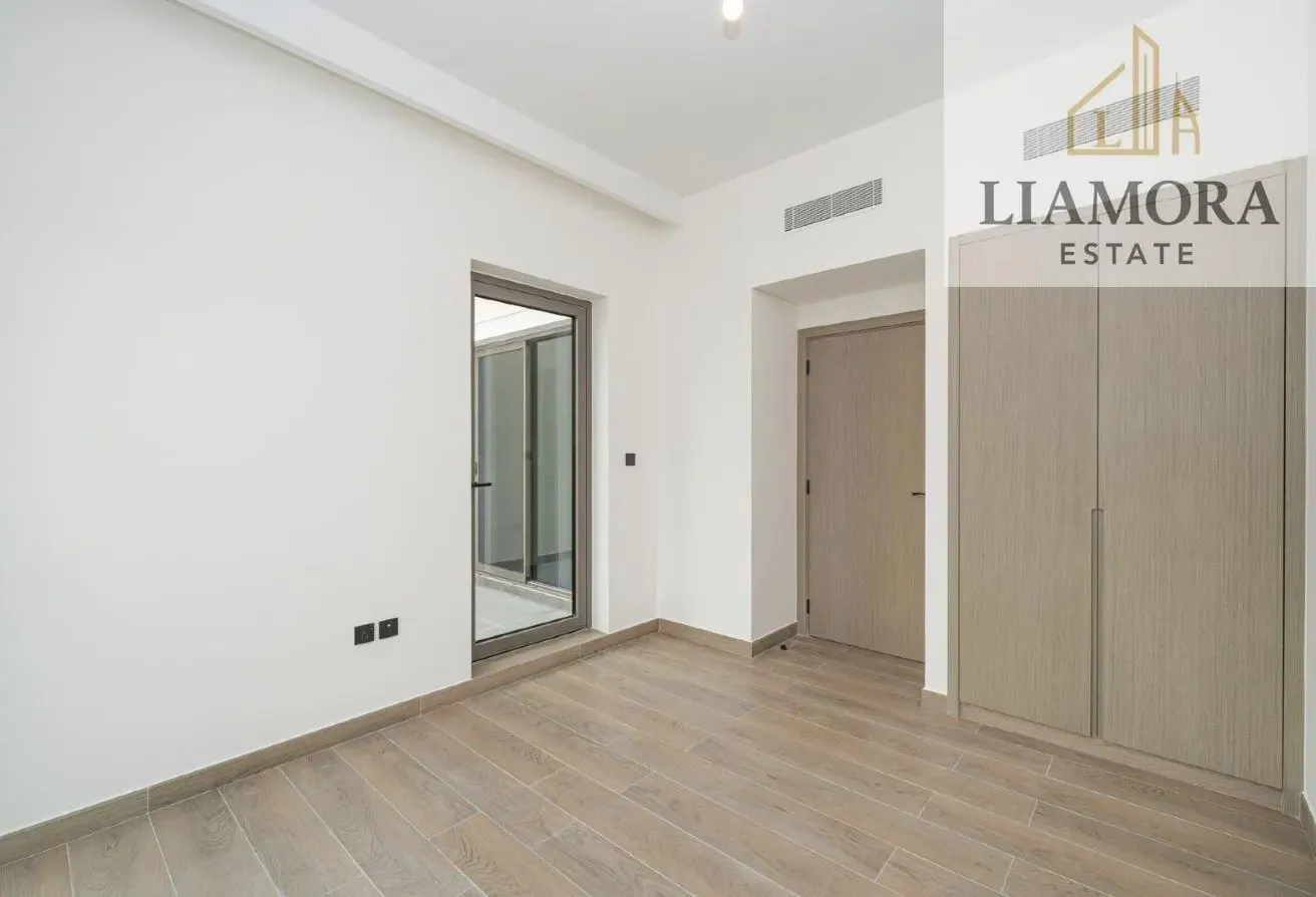 STUNNING TOWNHOUSE | COSTA BRAVA I READY TO MOVE