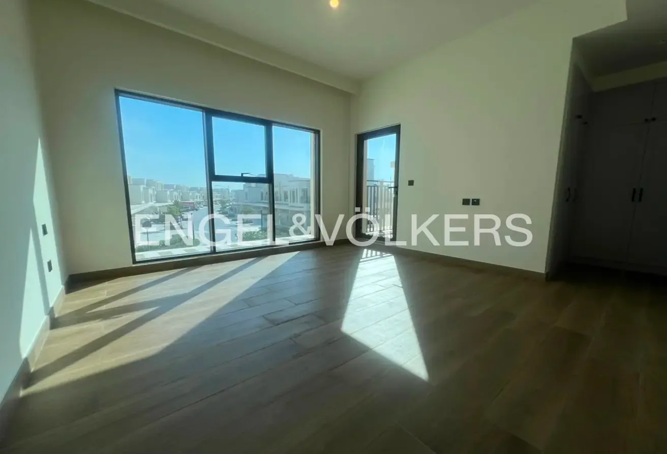 Brand New | Keys in Hand | Fitted Kitchen
