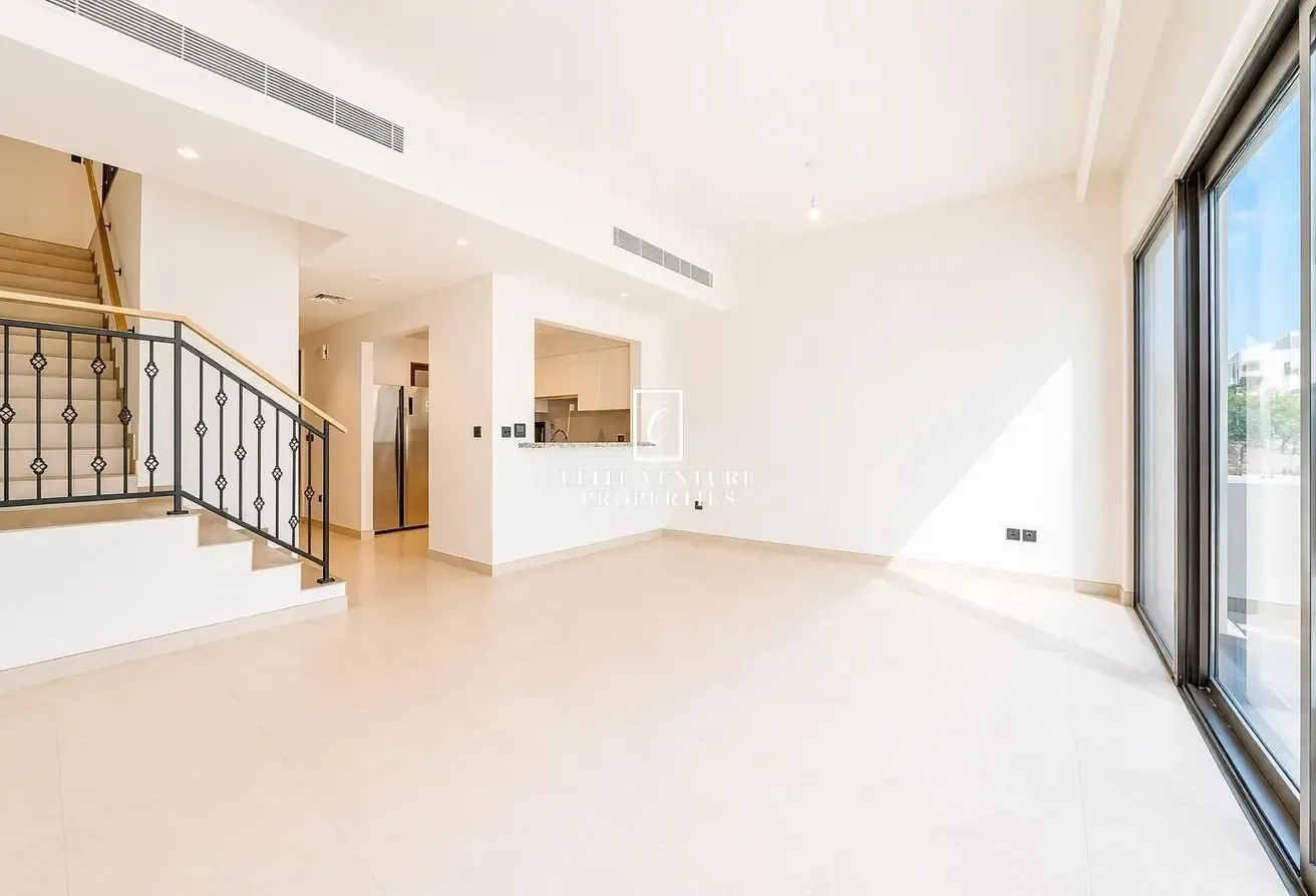 HUGE LAYOUT | BRAND NEW | PRIME LOCATION